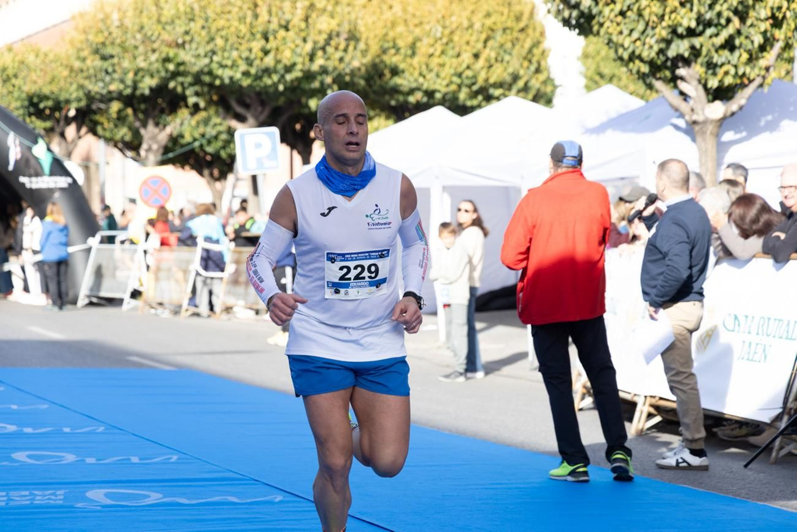 En imágenes: multitudinaria e histórica XXIX Media Maratón 'Ciudad de Jaén' y 10k en memoria de Paco Manzaneda (2)