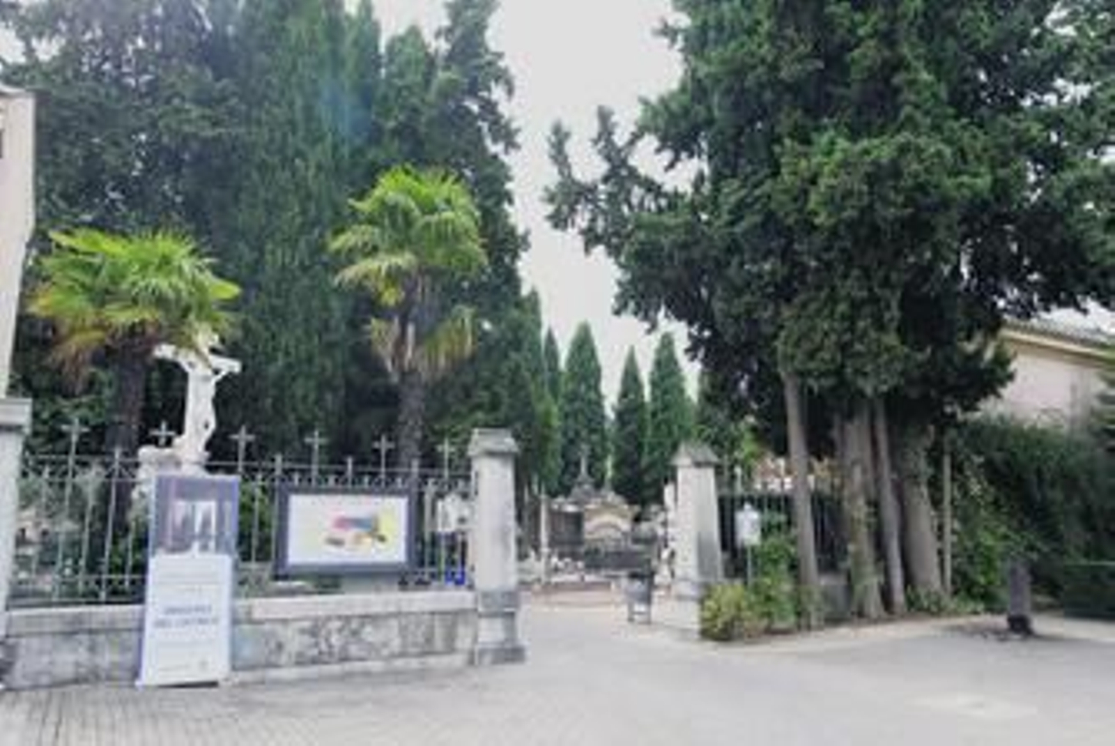 Hasta el pasado mes de abril unas 3.500 personas habían actualizado el pago de sus nichos en el cementerio. Hasta el pasado mes de abril unas 3.500 personas habían actualizado el pago de sus nichos en el cementerio.