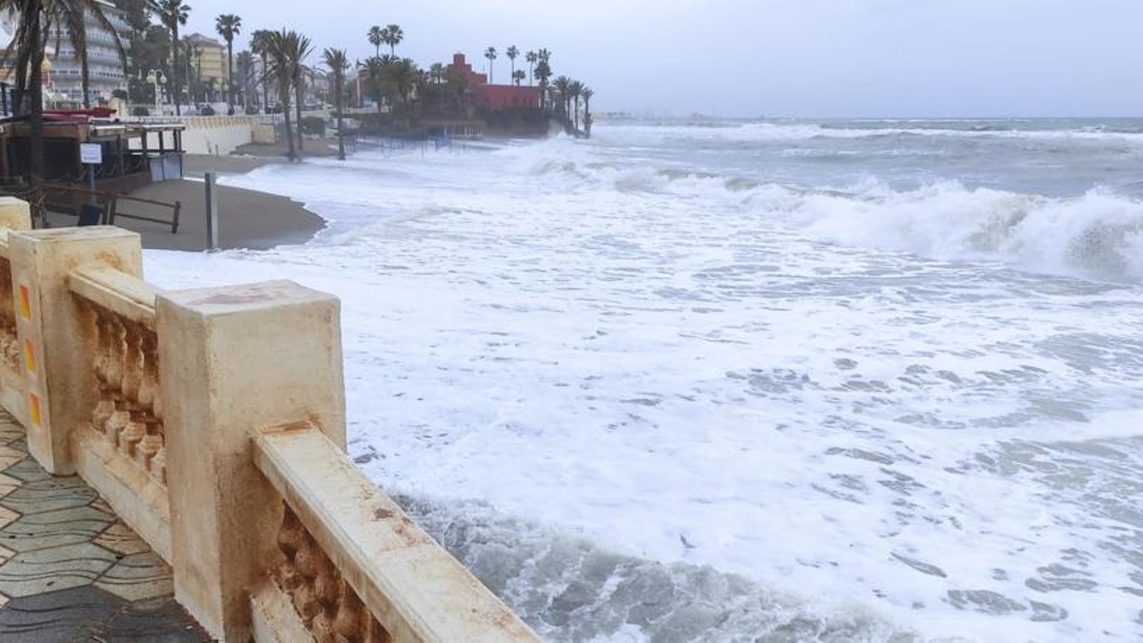 La playa Bil- Bil, en Benalmádena.