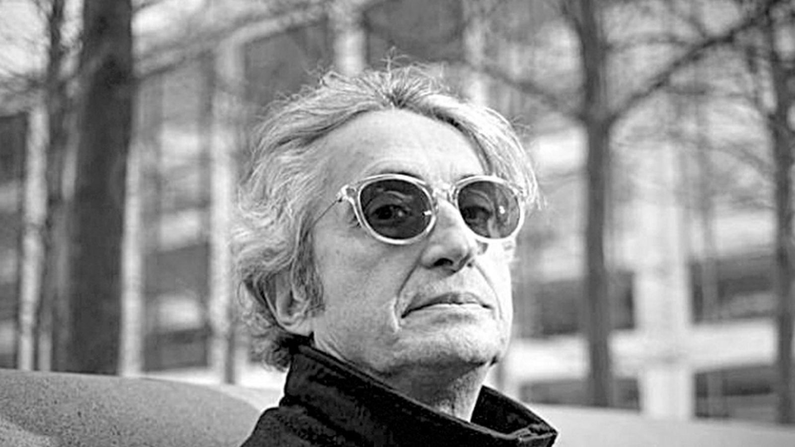 Una imagen reciente del cineasta colombiano Luis Ospina (1949-2019).