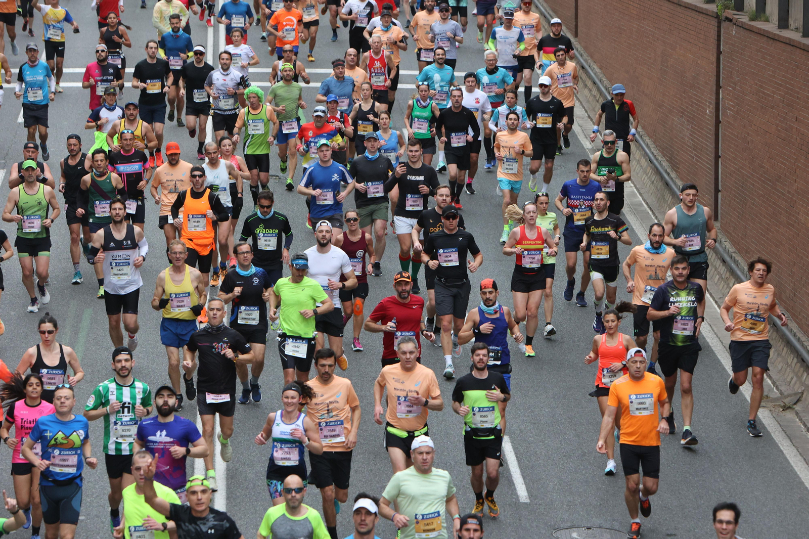 Búscate en la maratón de Sevilla 07
