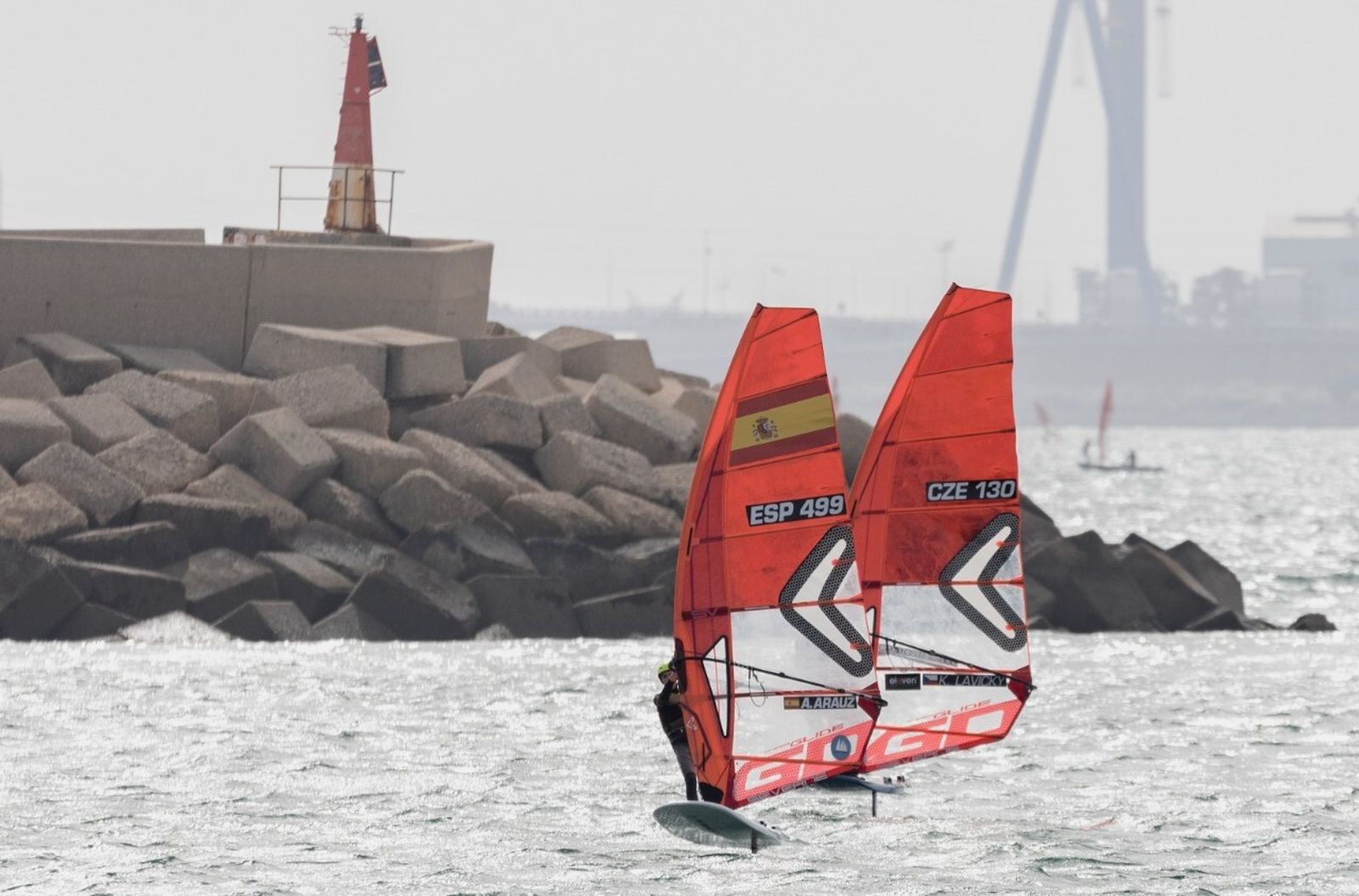 Una imagen de una de las pruebas de iQFoil en la primera jornada de la Semana Olímpica.