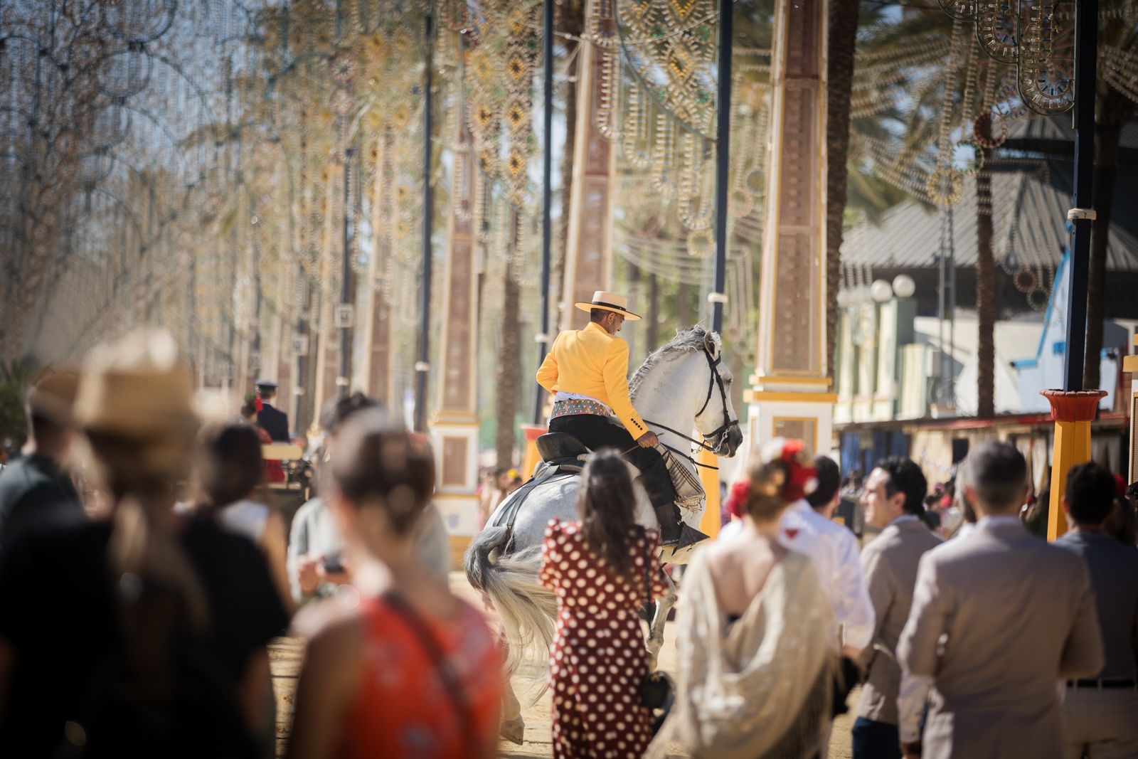 Calor y ambiente en el último día de la Feria de Jerez
