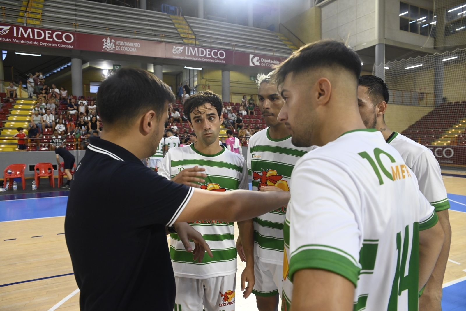 Las mejores fotos del estreno en pretemporada del Córdoba Futsal