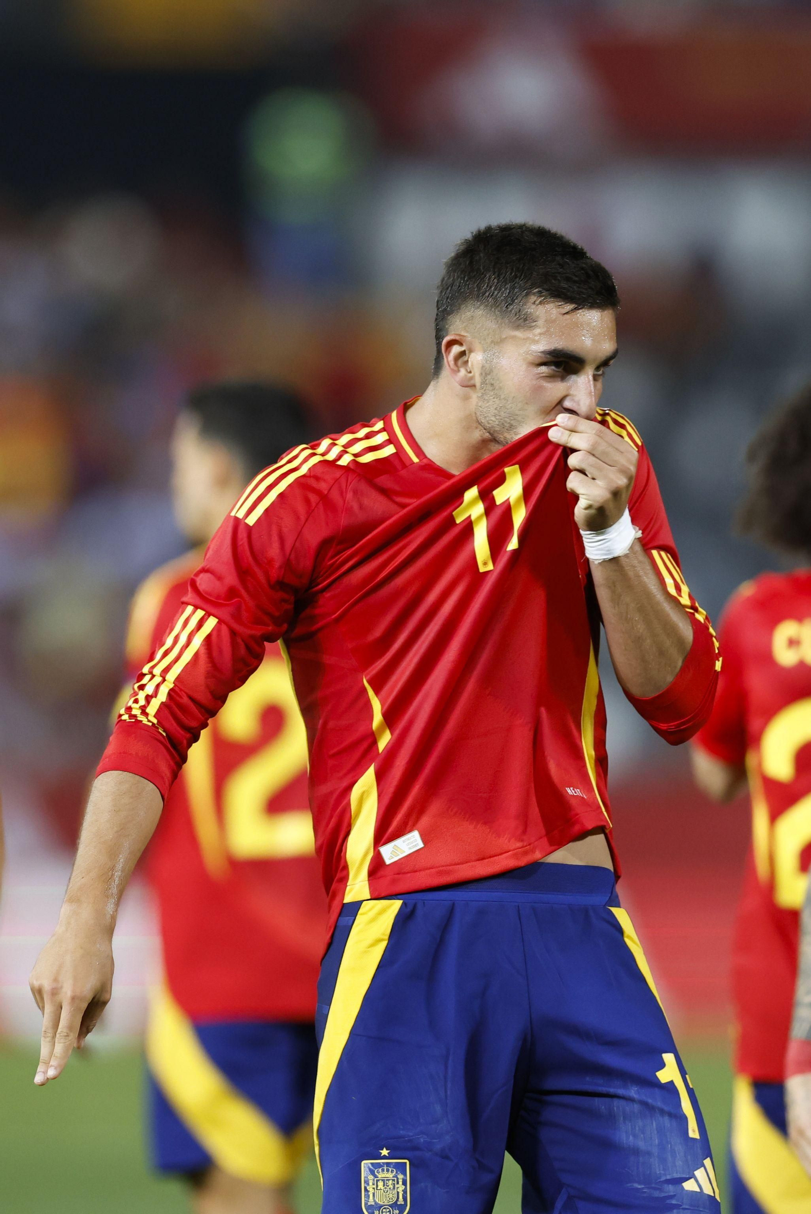 Las fotos del España - Andorra en Badajoz