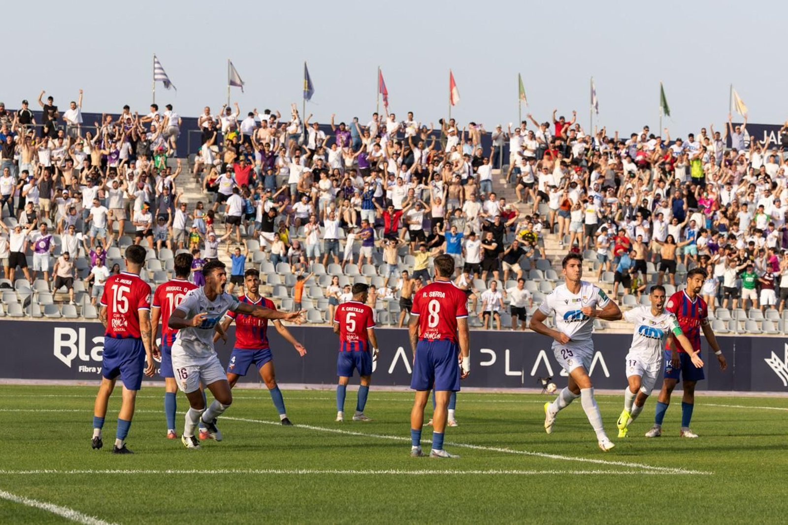 El triunfo del Real Jaén ante la UD Torre del Mar, en imágenes El triunfo del Real Jaén ante la UD Torre del Mar, en imágenes