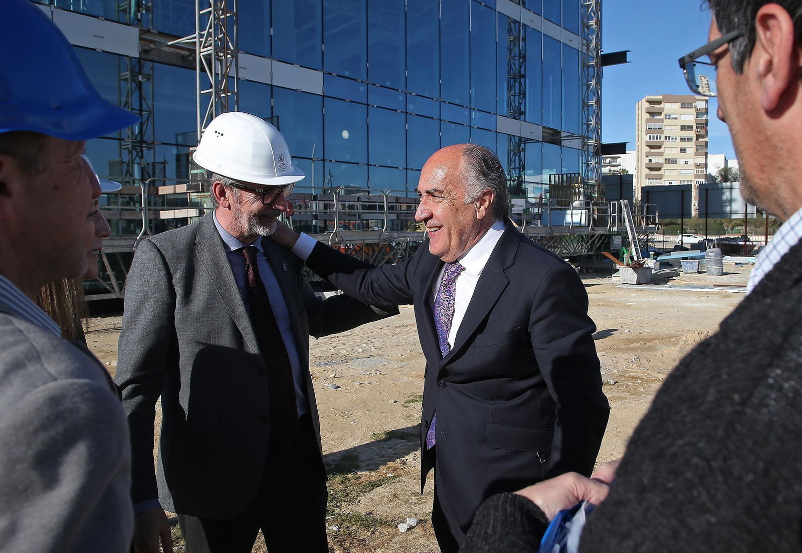 Fotos de la visita a las obras del Centro de Innovación de la UCA del Lago Marítimo en Algeciras