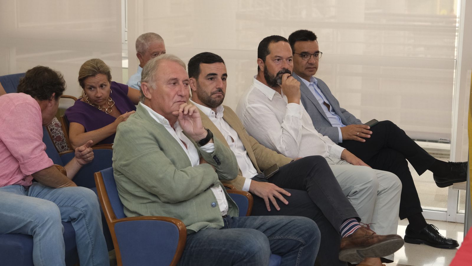 Imágenes de la visita de la Expedición Juan Sebastián Elcano al Club de Mar de Almería