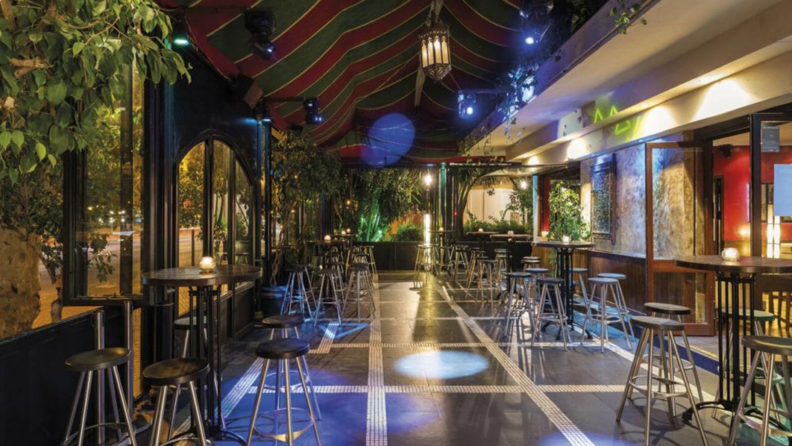 Una de las zonas de la terraza