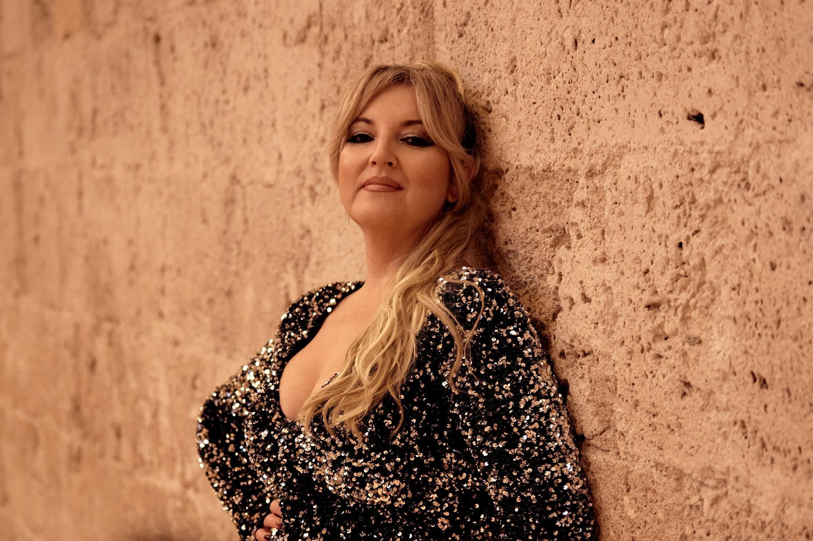 Mariola Cantarero estrena un nuevo bolero.