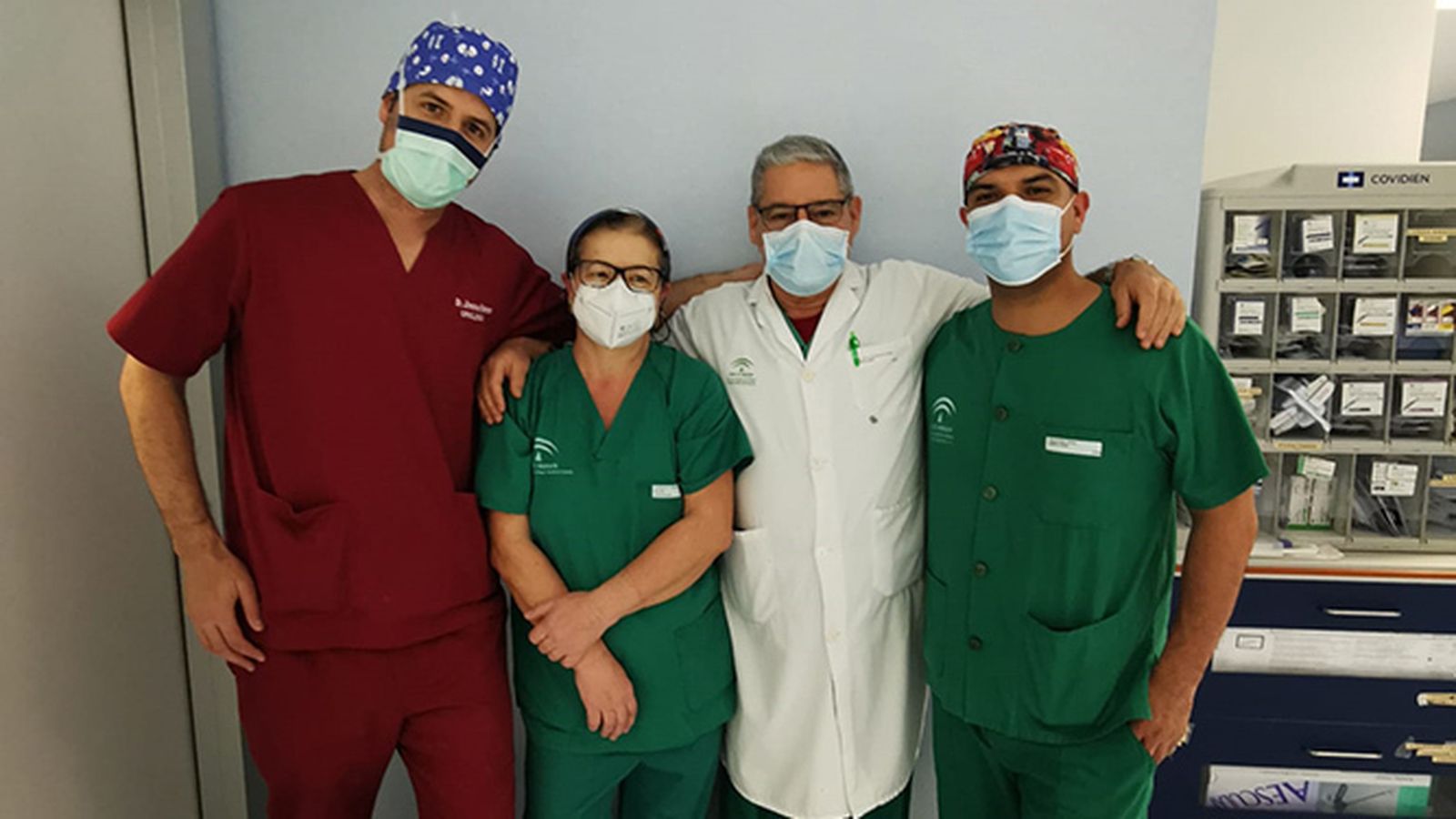 El equipo que realizó la intervención.