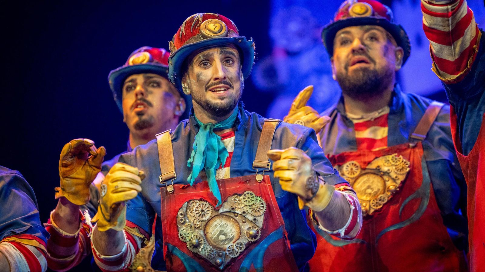 Búscate entre las mejores imágenes de la primera sesión de cuartos de final del COAC 2025