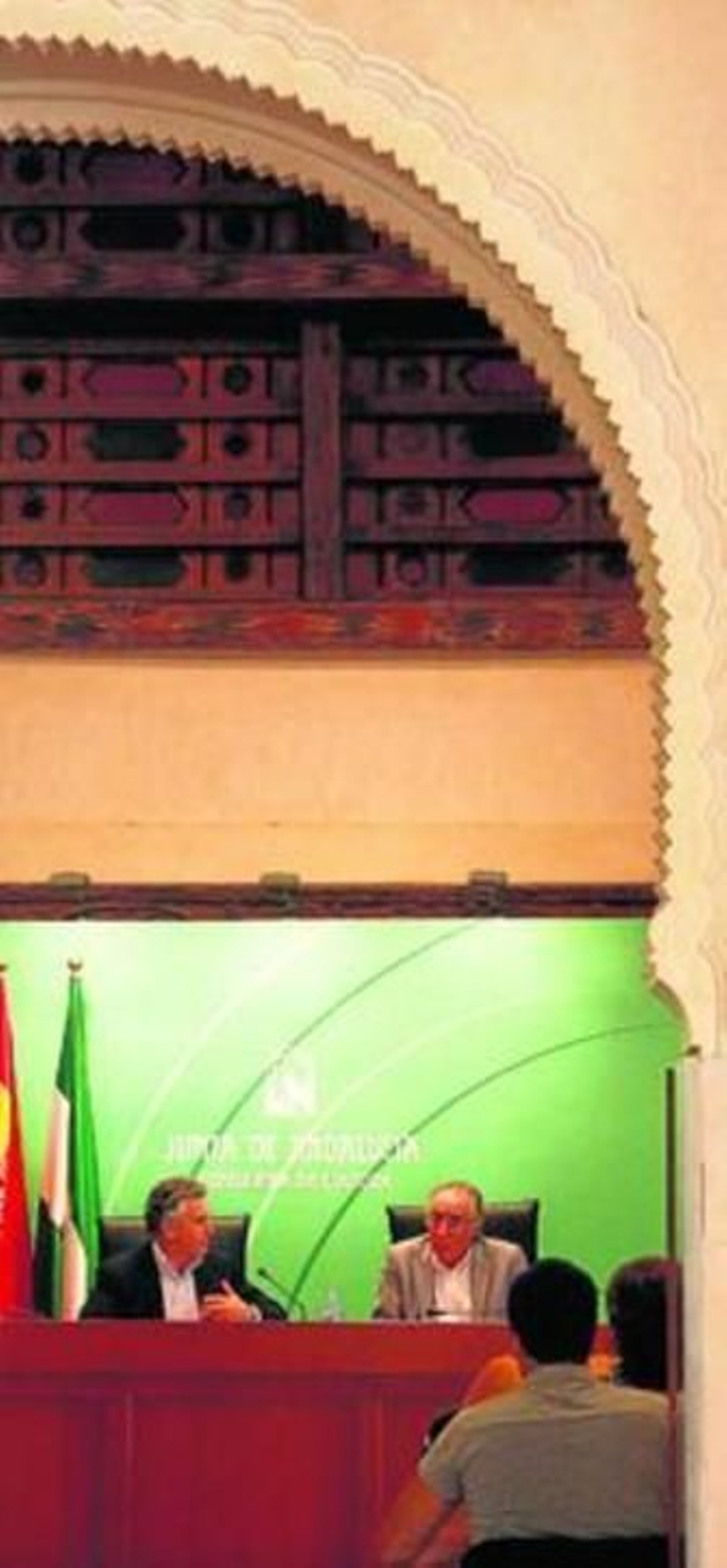 Paulino Plata y Javier Torres Vela, en la sede de la Consejería.