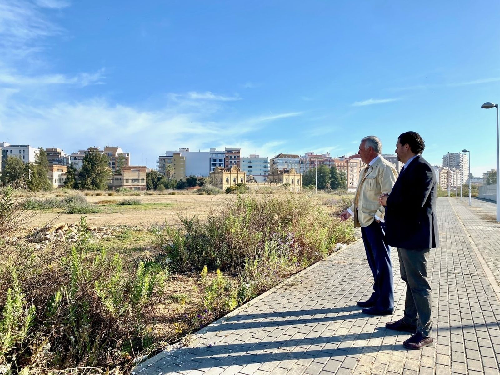 Jaime Pérez y Francisco Millán en el Ensanche Sur.