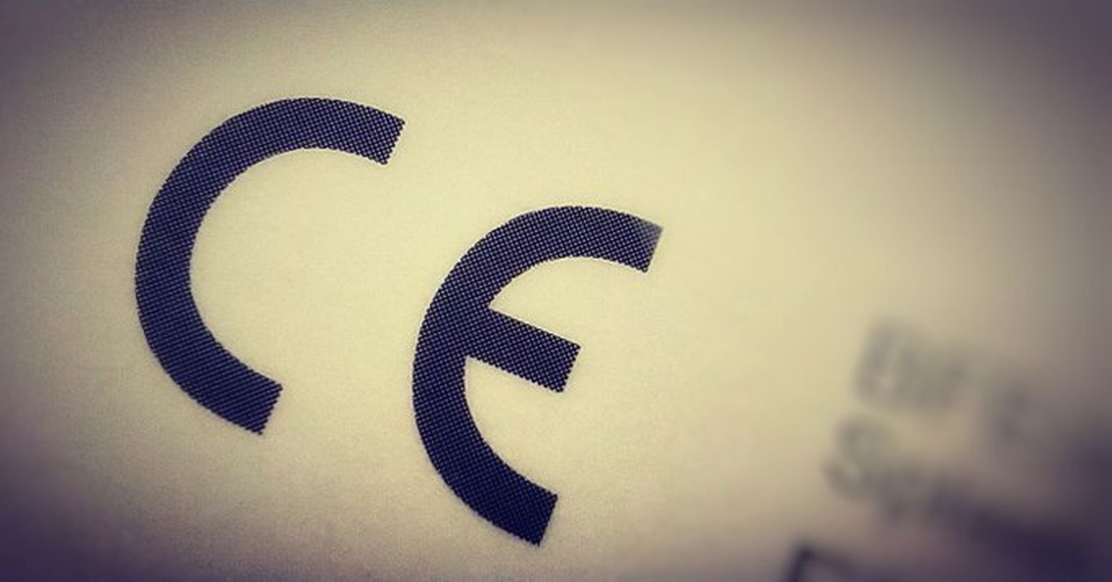 Marca CE en un producto.