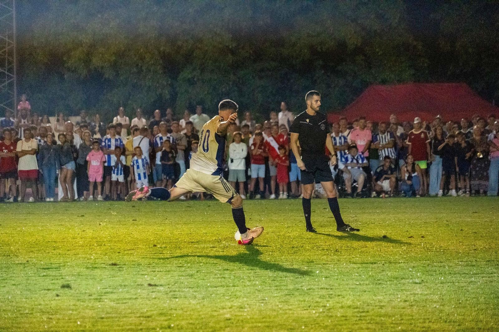 Imágenes del XXXIX Memorial Manuel González Rodríguez entre el Recreativo de Huelva - Sevilla Atlético