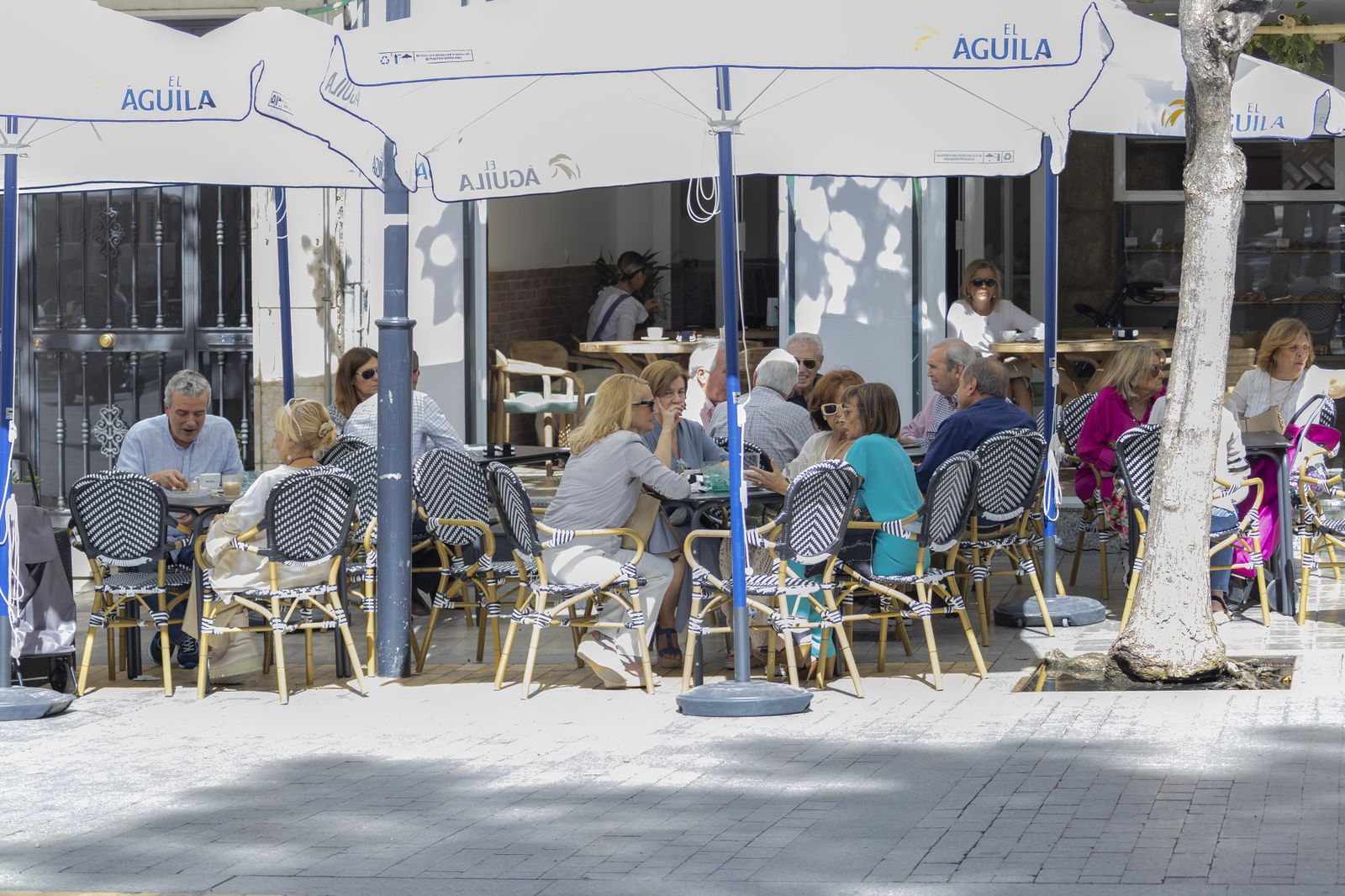 Imágenes del martes 25 de abril en Huelva