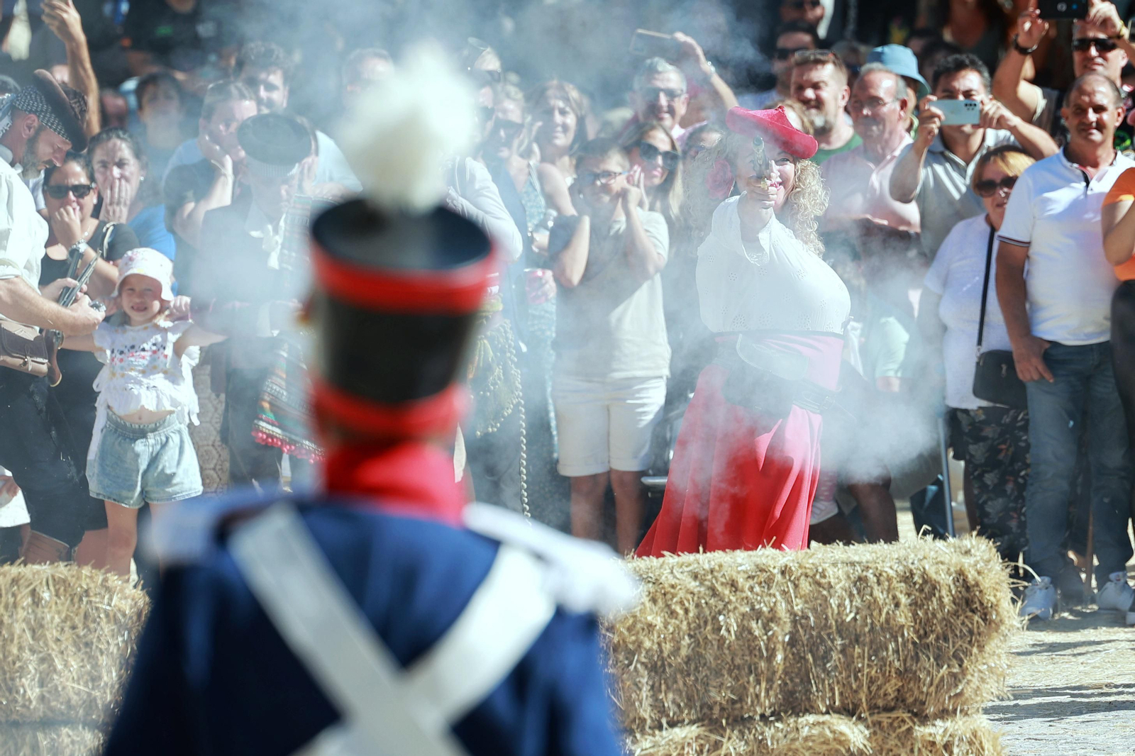 Los bandoleros triunfan Grazalema: las mejores imágenes de la popular recreación de la Sierra de Cádiz