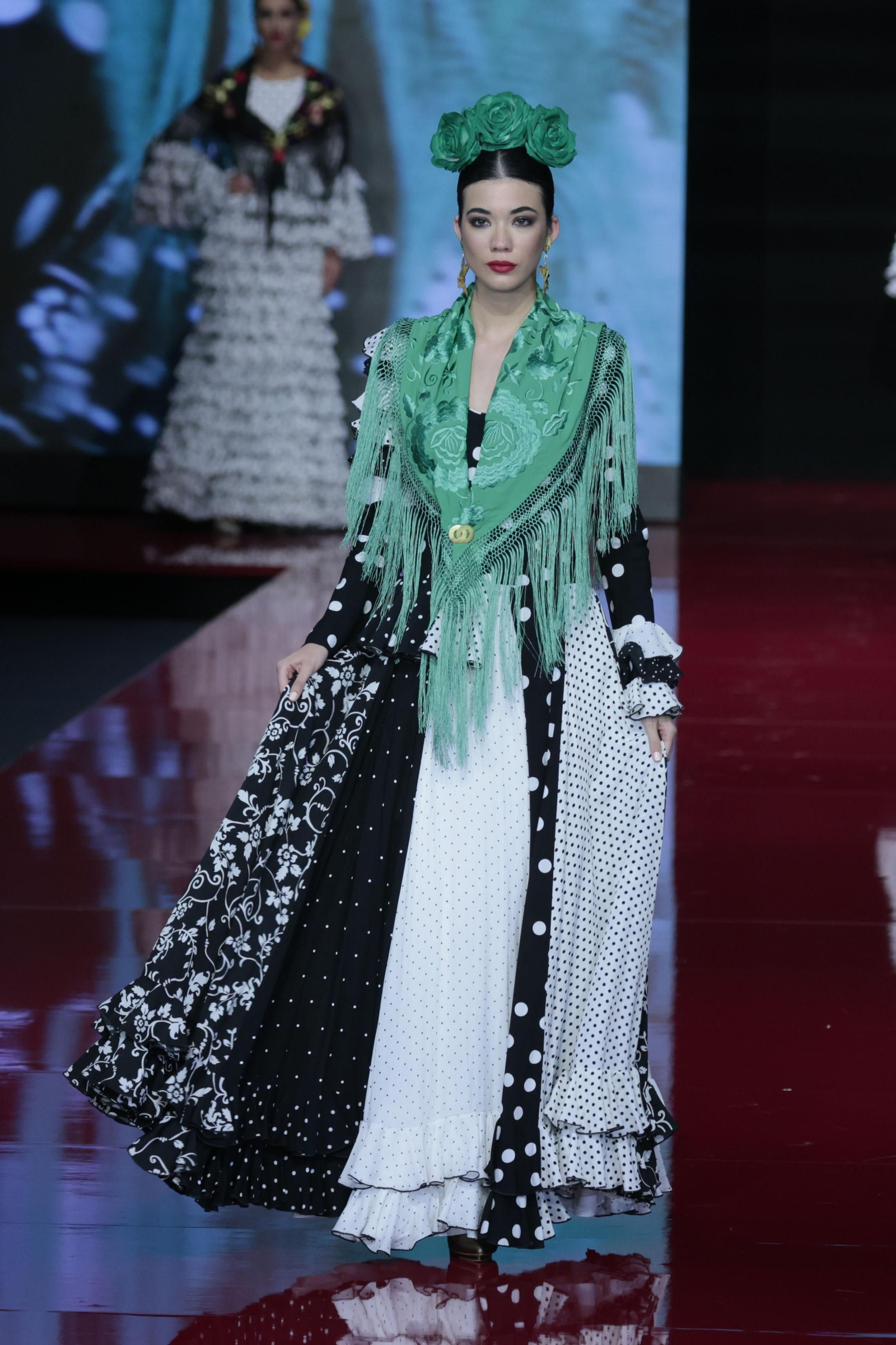 El desfile de Hermanas Serrano en SIMOF 2022, todas las fotos