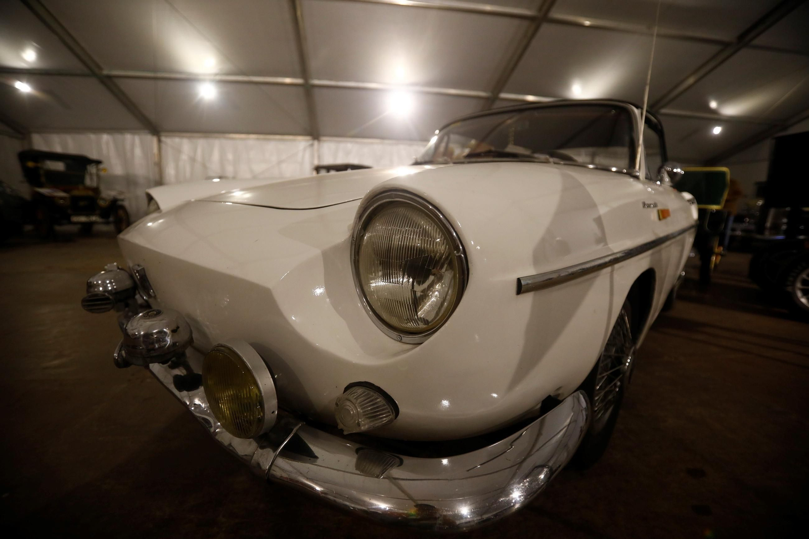Un paseo en imágenes por la Exposición de la Historia del Automovilismo en Córdoba