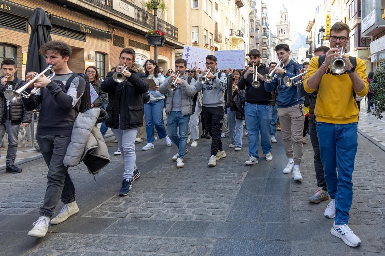Marcha convocada por UGT y CCOO coincidiendo con la huelga de profesorado del Conservatorio Superior de Música