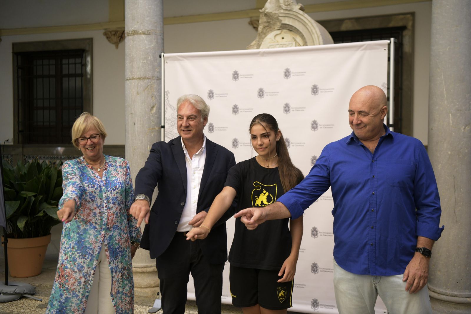 Momento de la recepción al club granadino.