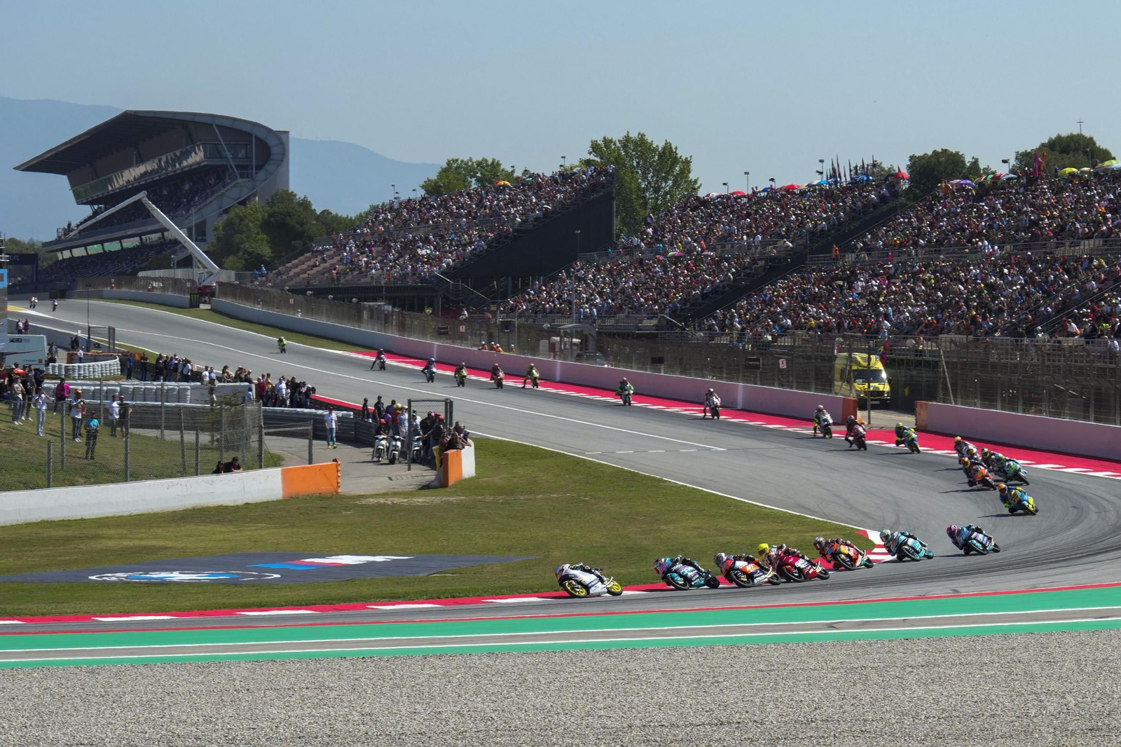 El circuito barcelonés de Montmeló, en una carrera del mundial de motociclismo. El circuito barcelonés de Montmeló, en una carrera del mundial de motociclismo.