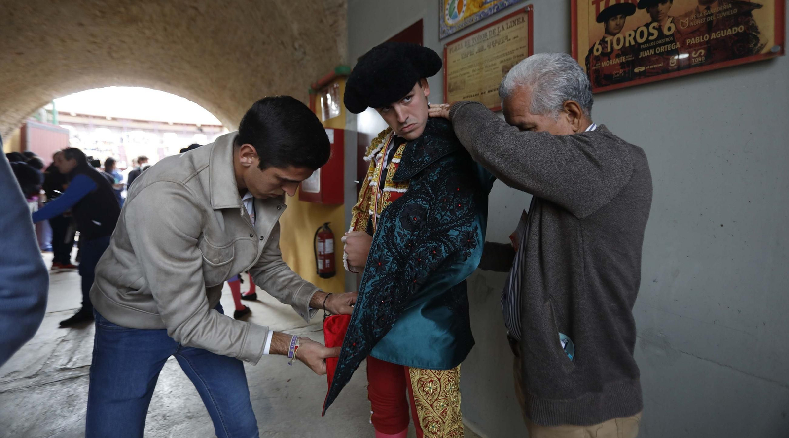 Las fotos de la novillada final de las escuelas taurinas de Cádiz, en La Línea
