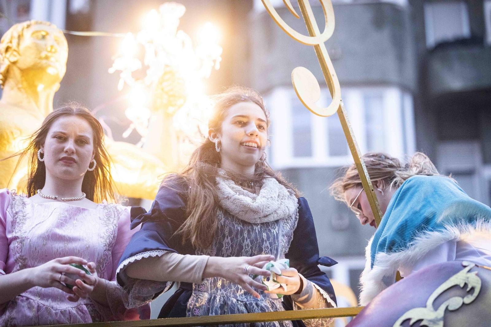 La Cabalgata Magna del Carnaval de Cádiz 2024, en imágenes