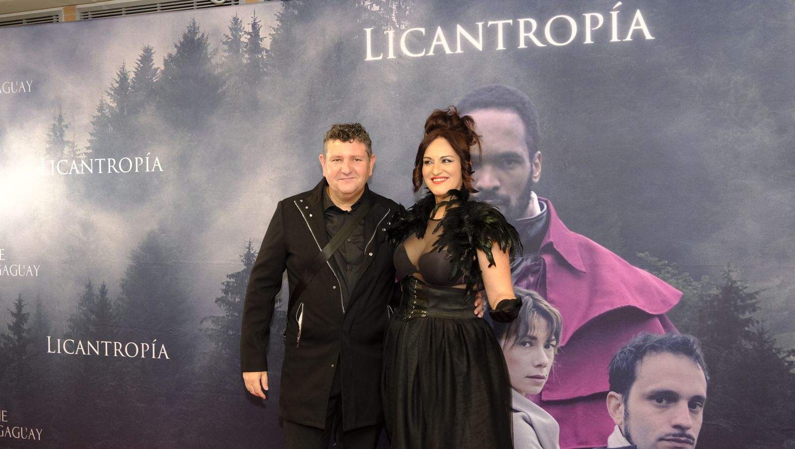 Imágenes del estreno en Almería de la película Licantropía