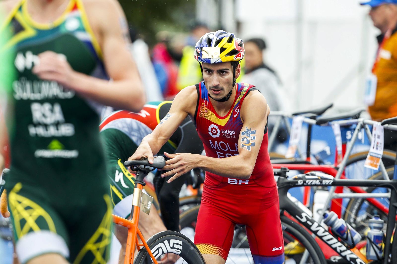 Mario Mola, durante la última prueba celebrada en Rotterdam.