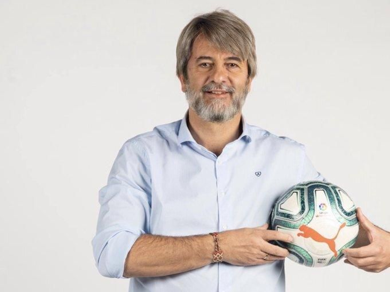 El alucinante y ¿falso? nuevo look de Manolo Lama