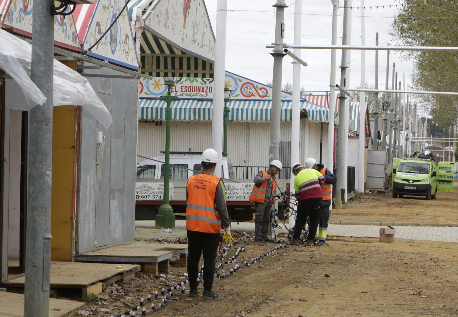 Preparativos de la Feria de Abril