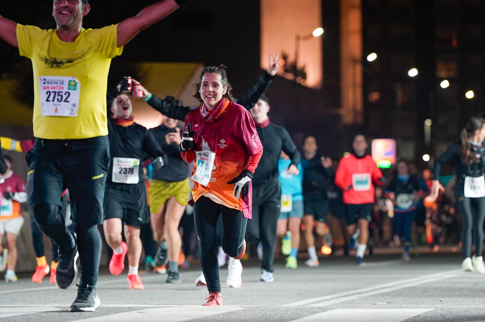 En imágenes: búscate en tu llegada a meta de la Carrera de San Antón 2026 (15)
