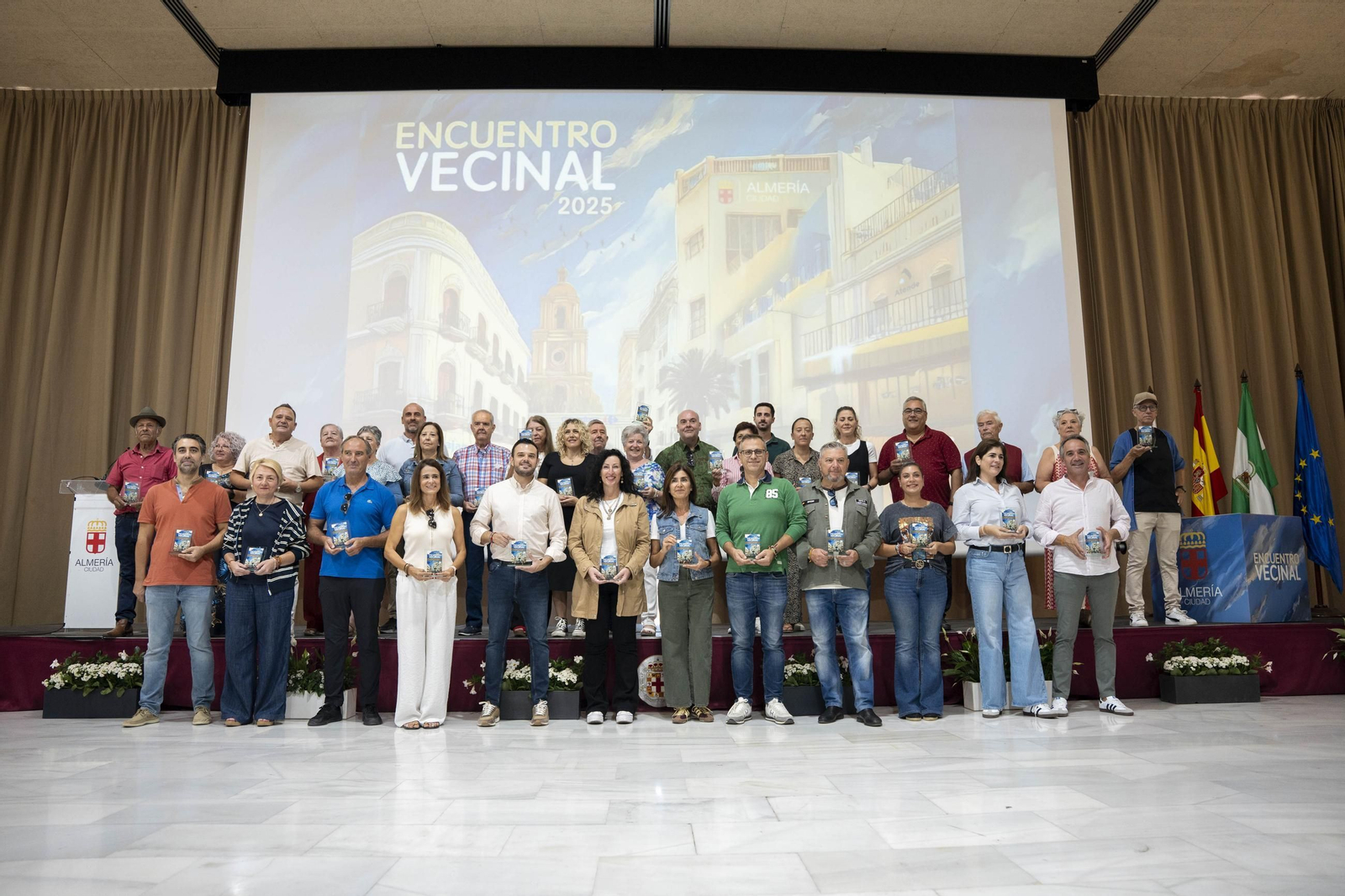 El encuentro Vecinal en el Palacio de Exposiciones y Congresos ‘Cabo de Gata – Ciudad de Almería’ de El Toyo, en imágenes