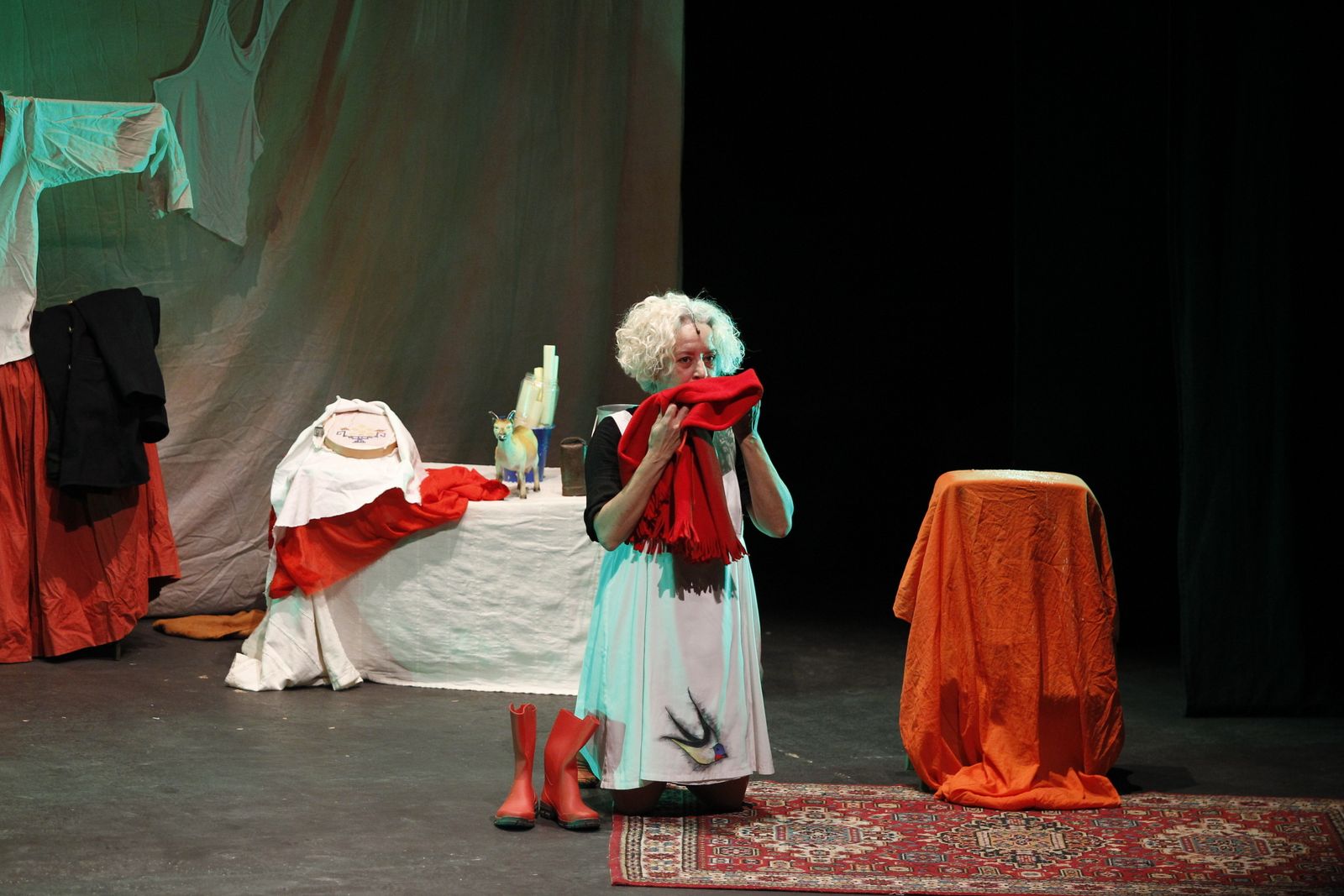 Fotogalería Festival Teatro El Ejido. Obra "El Desván de los Hermanos Grim"