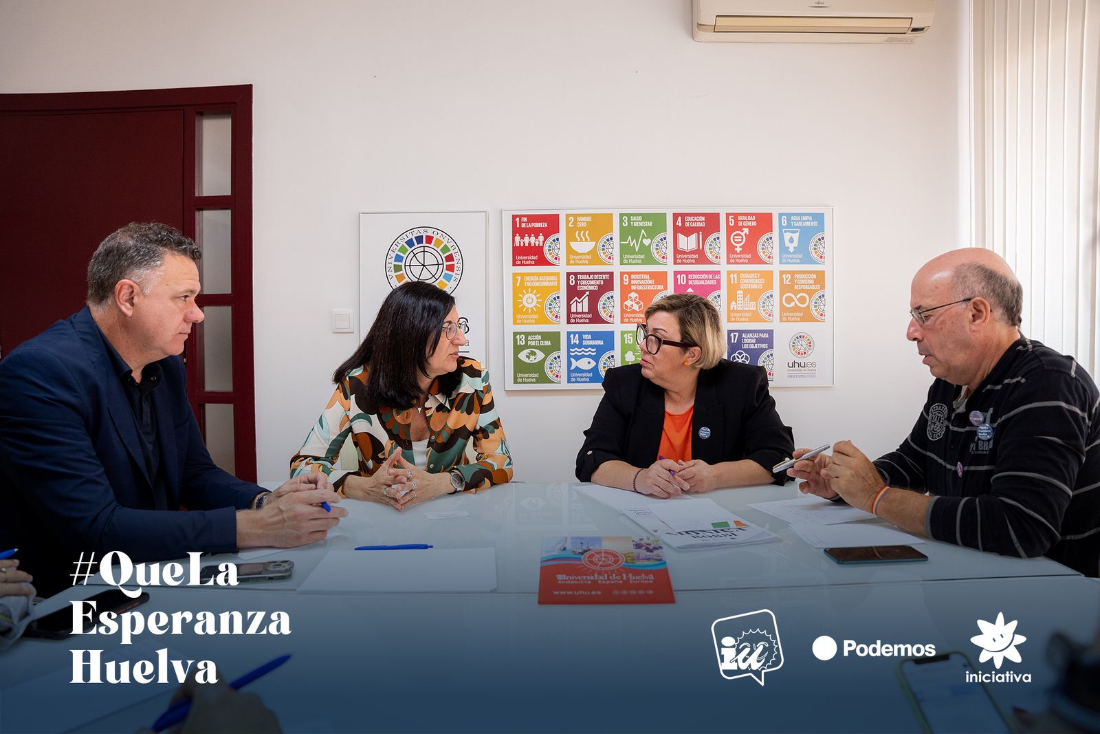 Mónica Rossi se reúne con María Antonia Peña.