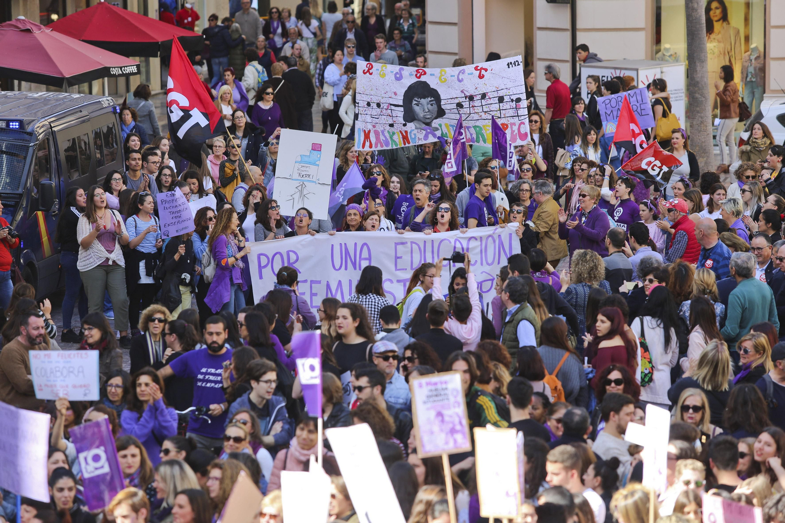 8M Día de la Mujer. Concentración en la Plaza de la Constitución