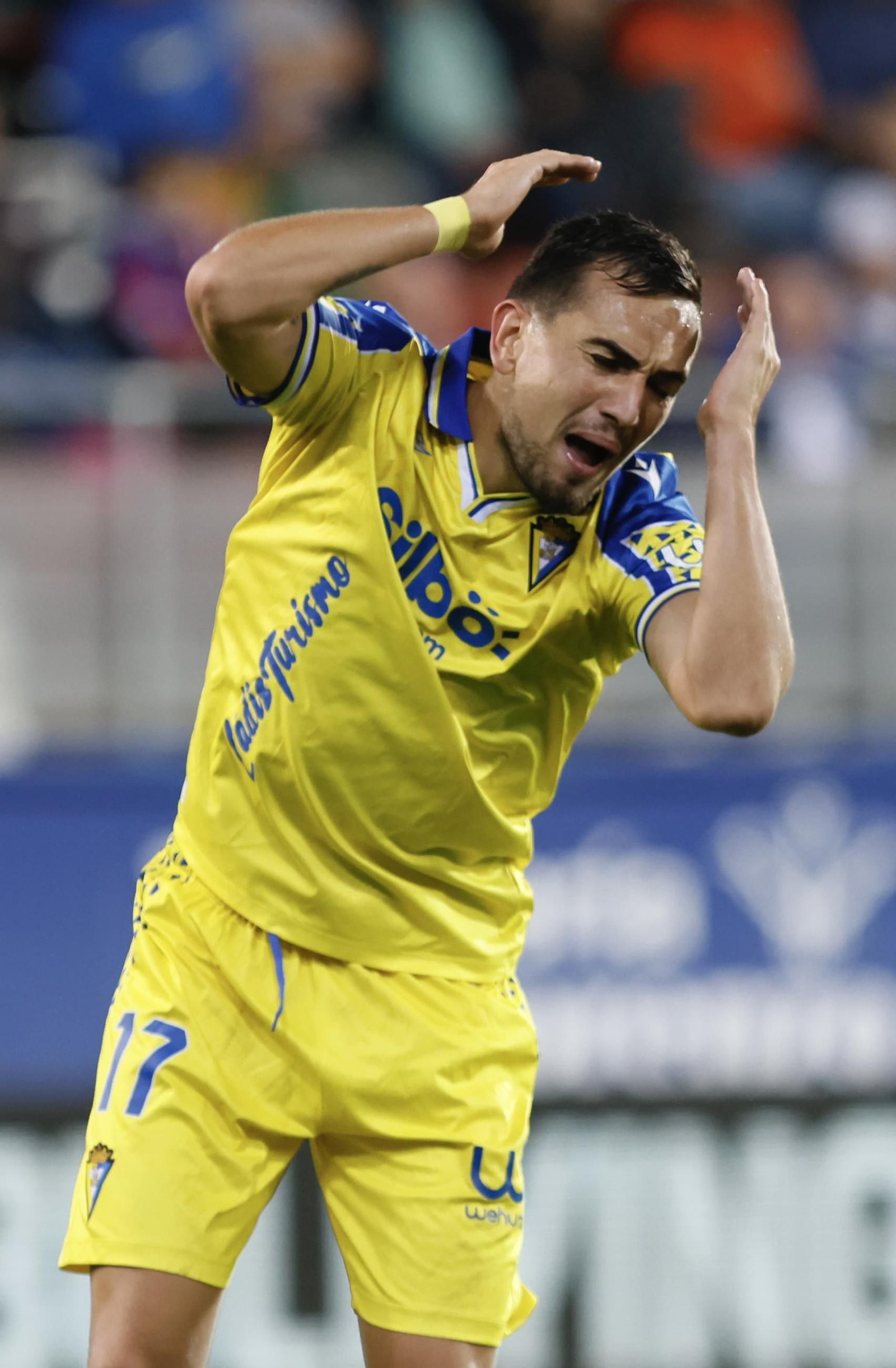 Las imágenes del partido de fútbol Éibar - Cádiz