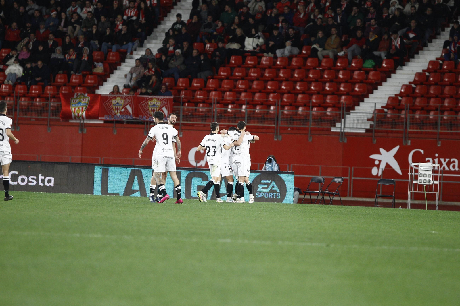Las fotos del partido de fútbol U.D. Almería-Real Burgos