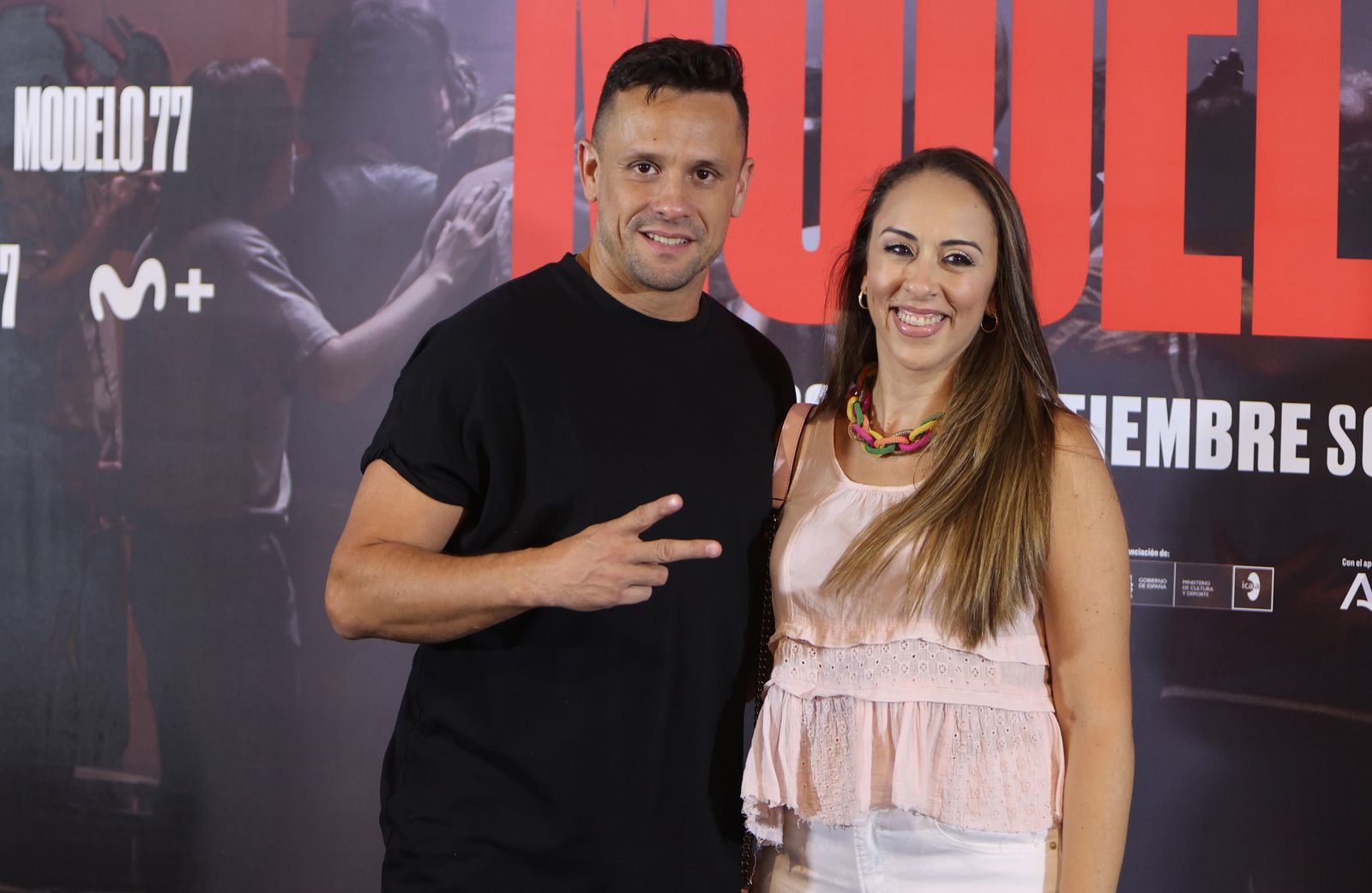 PRESENTACION DE LA PELICULA MODELO77