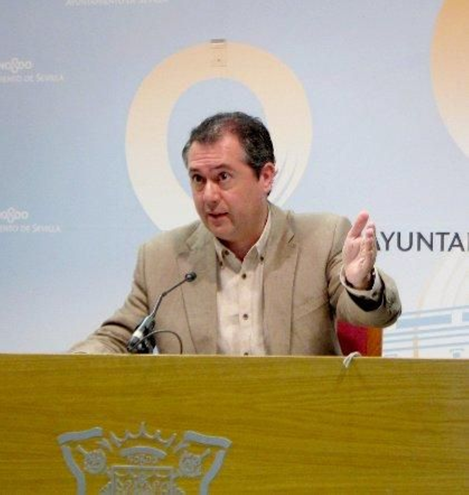El PSOE denunciará al gobierno por "ocultar información"