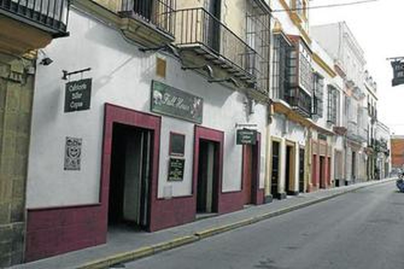 El establecimiento de la calle Jesús de los Milagros deberá ser insonorizado por decreto municipal.