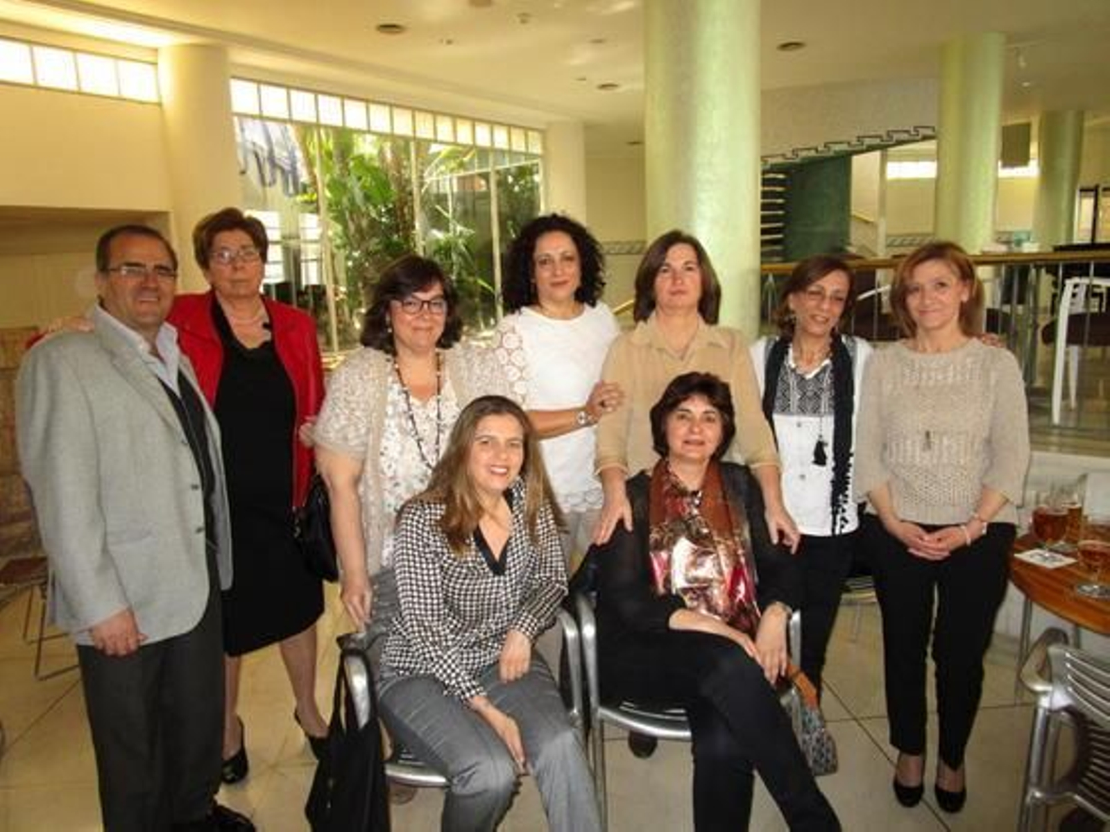 Raymon Ramírez, Toñi Rojas, María Ayllón, Ángeles Zaragoza, Inma Gómez, Margarita Piñero, Tere Flor, Rosa María Soto y Loli Villareal.

Foto: Ignacio Casas de Ciria