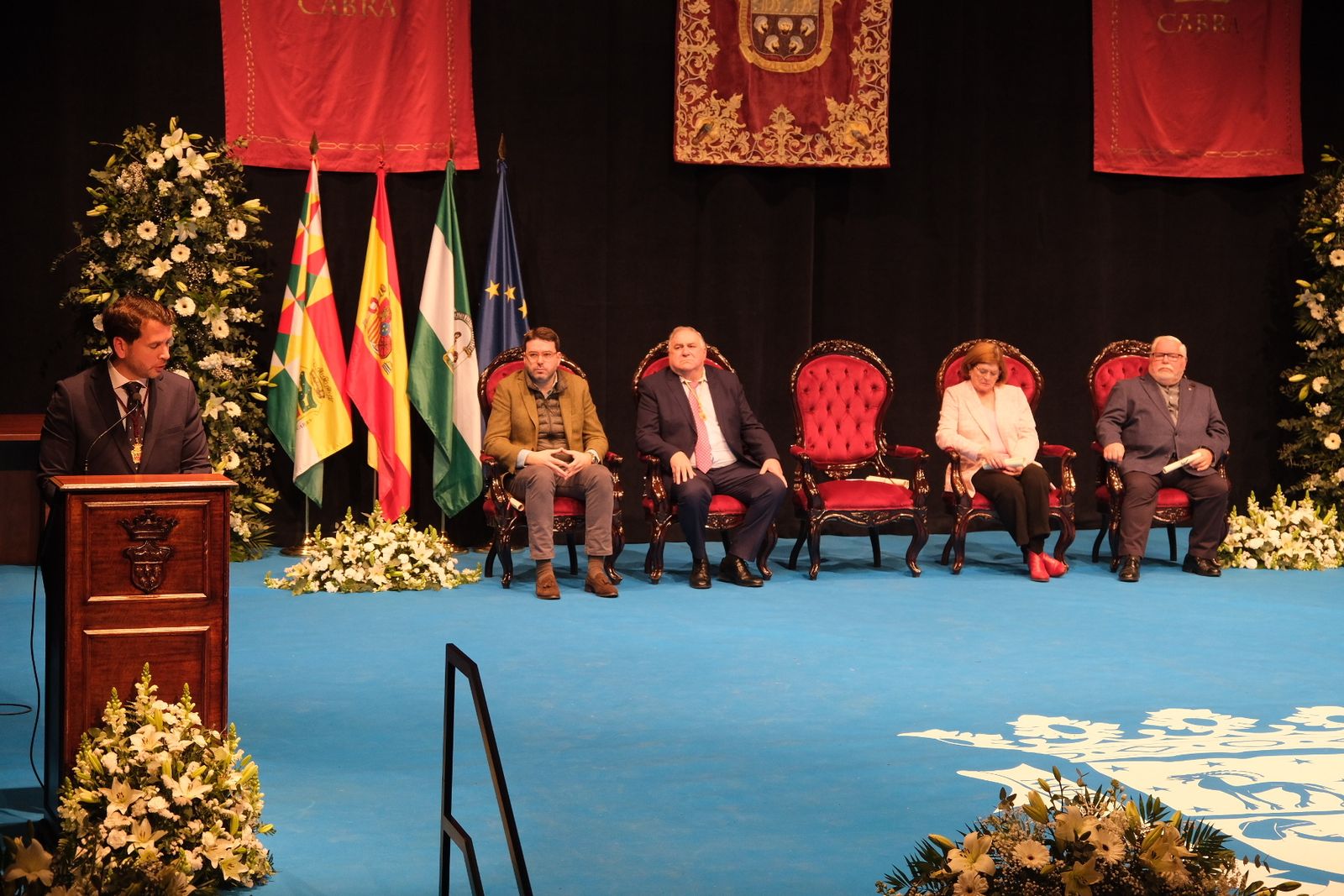 El homenaje de Cabra a las corporaciones municipales democráticas, en imágenes