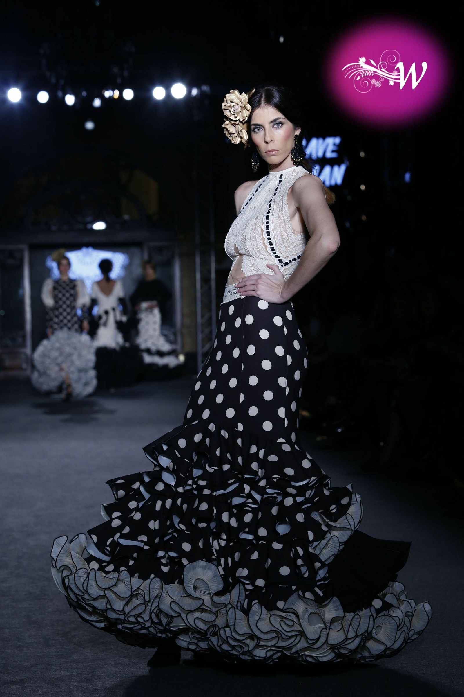 El abanico artesanía expone su colección 2020 en un desfile en We Love Flamenco, todas las fotos