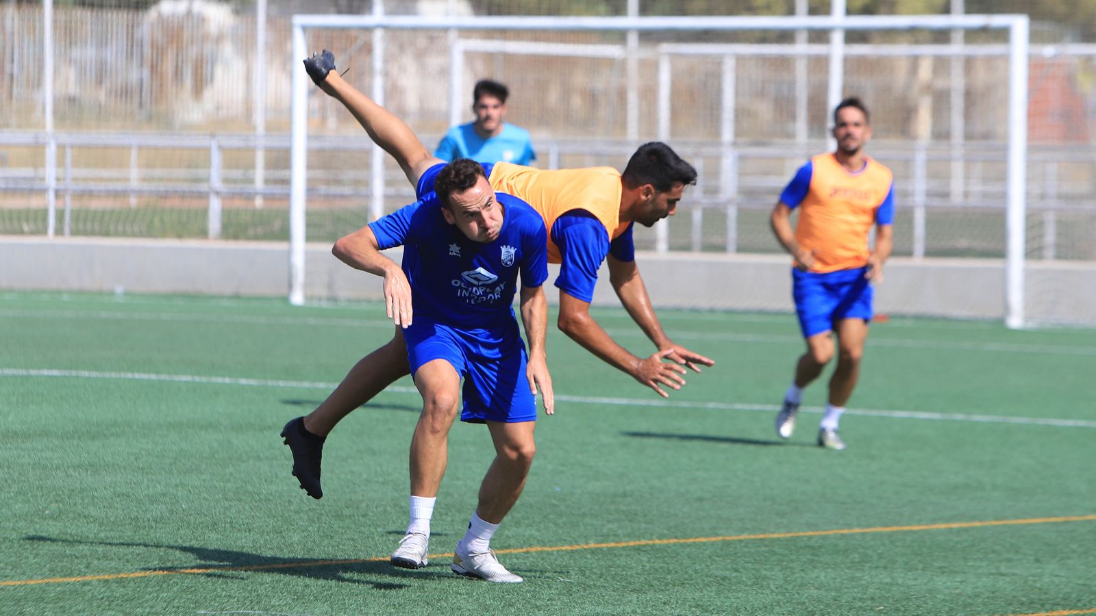 Juanca ha entrenado con sus compañeros y podría reaparecer ante Los Barrios.
