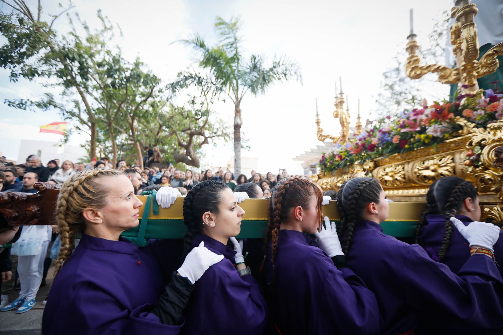 La procesión del Encuentro, en imágenes