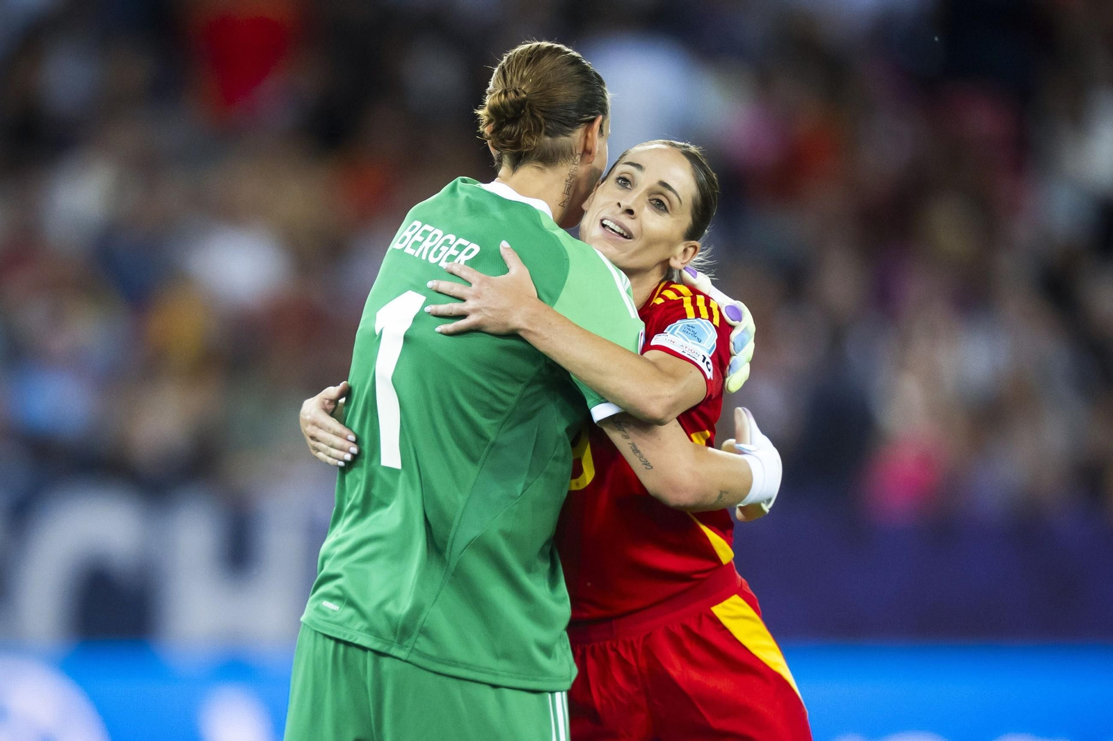 Las mejores imágenes de la semifinal Alemania-España de la Eurocopa femenina
