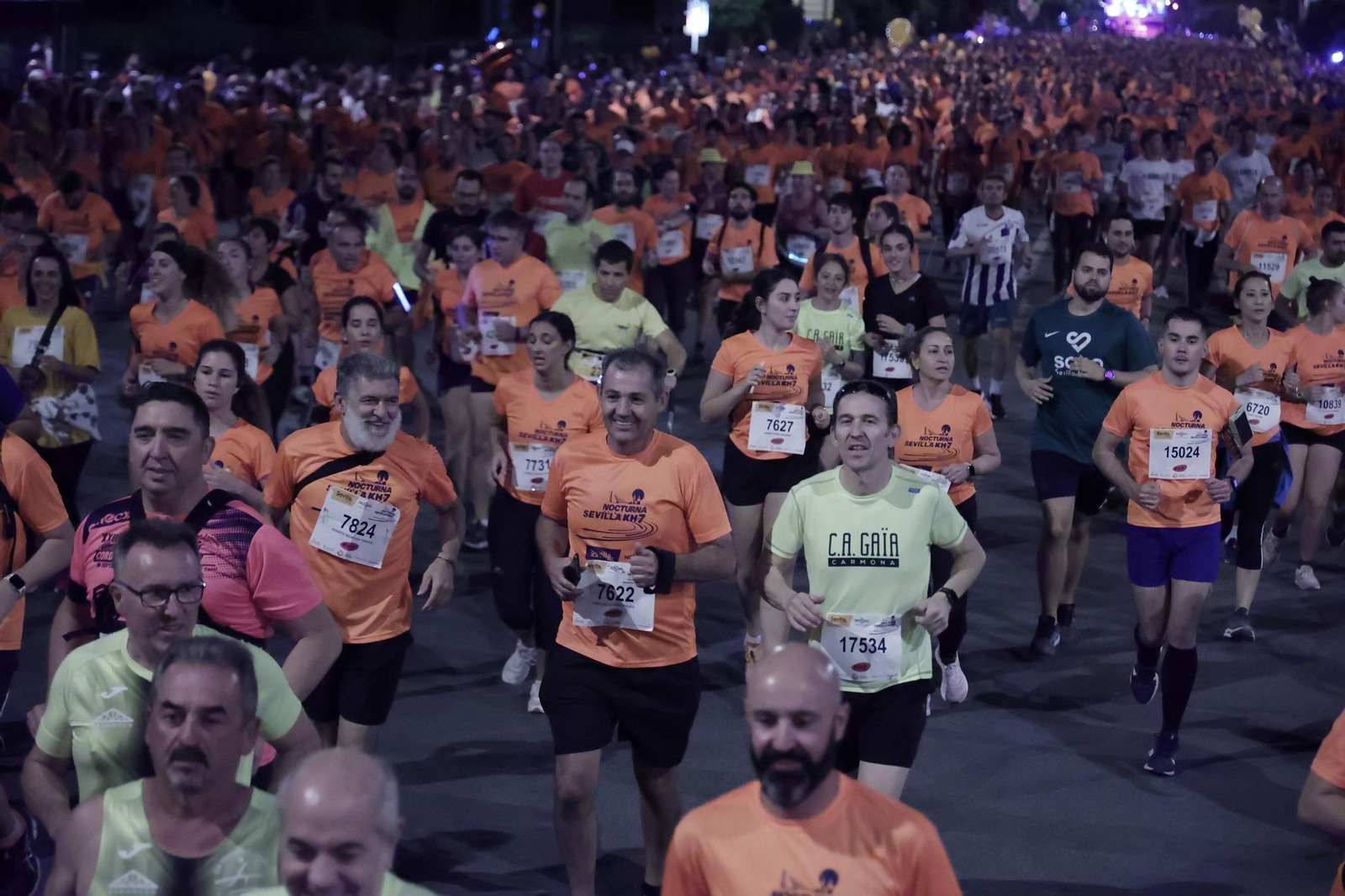 Búscate en la Carrera Nocturna de Sevilla (5)